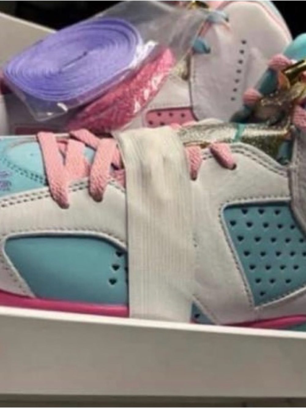 Jordan 6 Doernbecher Freestyle Sneakers - Picture 8 of 15